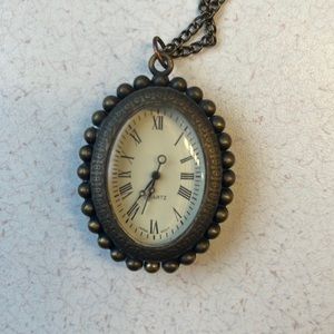 Click Pendant Nexklace